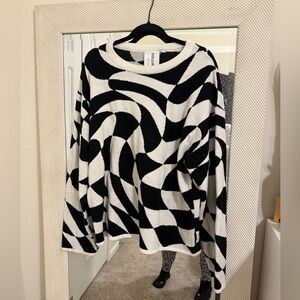 Black and white Checkered Sweater